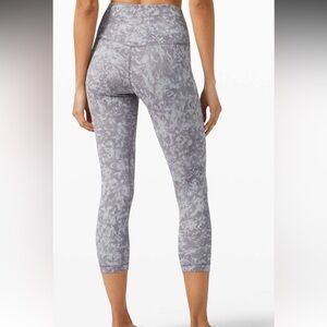 Lululemon Align Crop *21" Size 6
